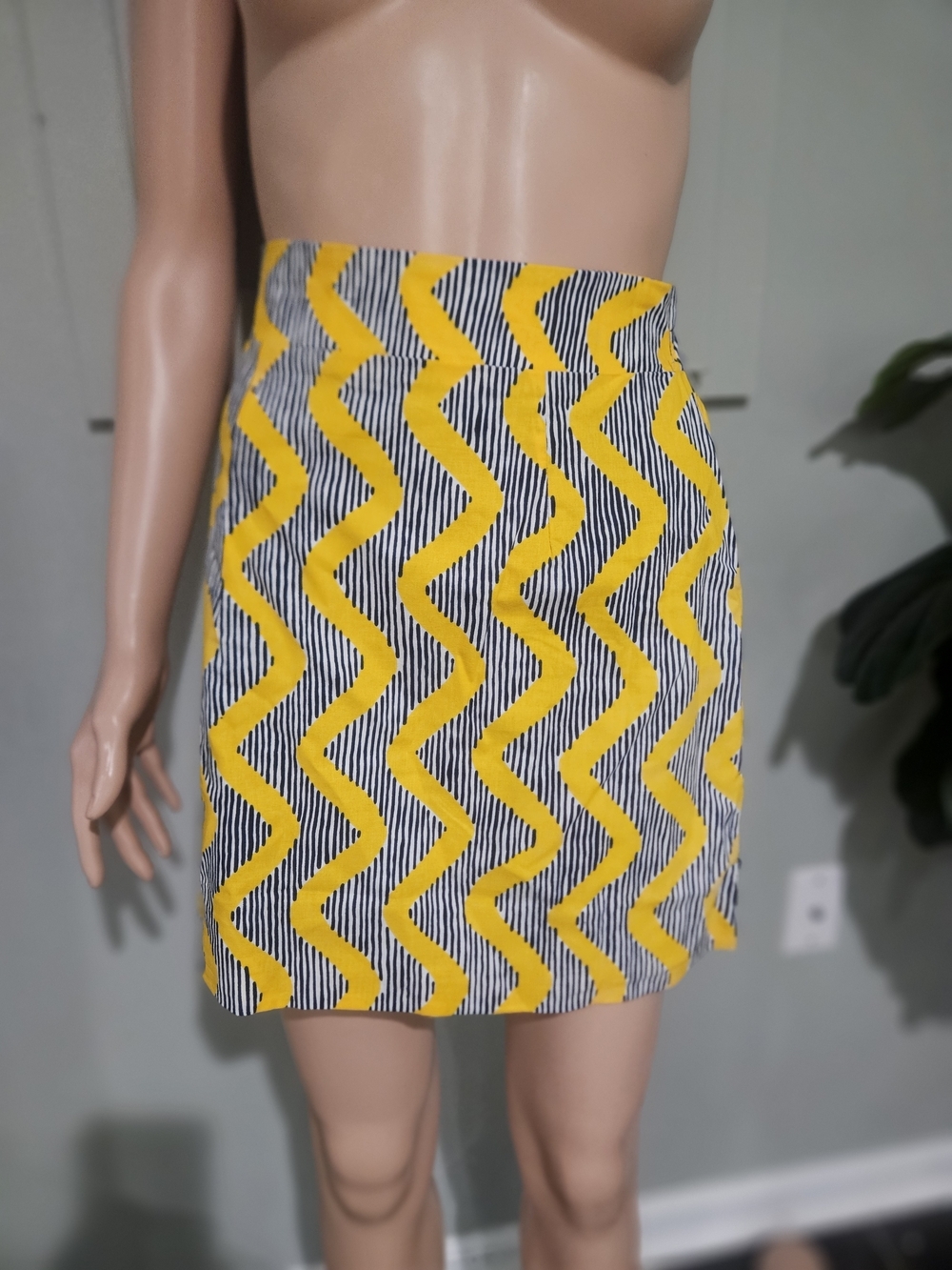 Nwt Fuure Lily African Print Mini Skirt Yellow Size Small — image 8 of 8